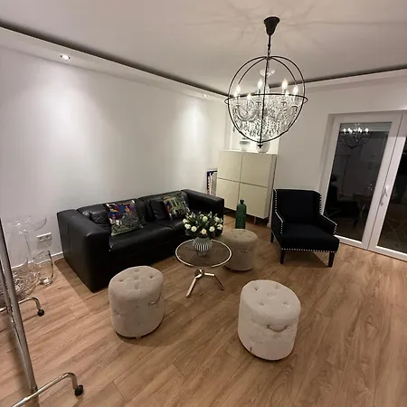 Apartment Em Prestige I Balkon&parkplatz I