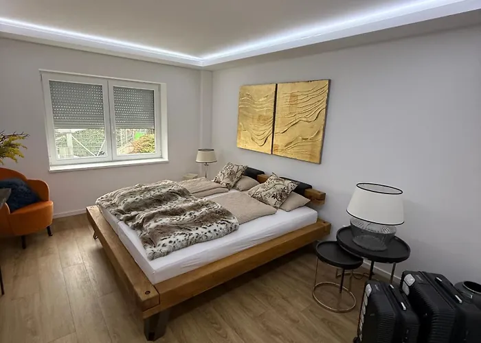 Lägenhet Em Prestige Moeblierte 3-zimmer-wohnung In Nürnberg
